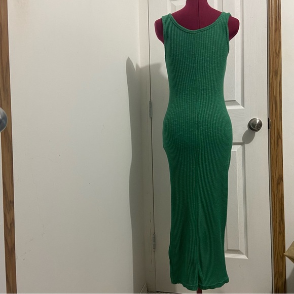 Forever 21 women green sleeveless stretch knit pullover dress. Size M. Used. - Picture 9 of 9